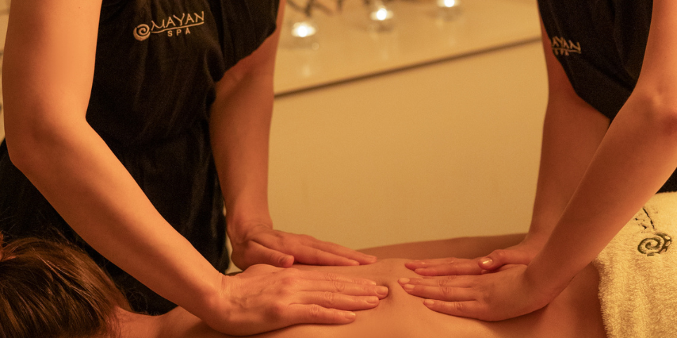 WUUTS’UL - FOUR HAND MASSAGE